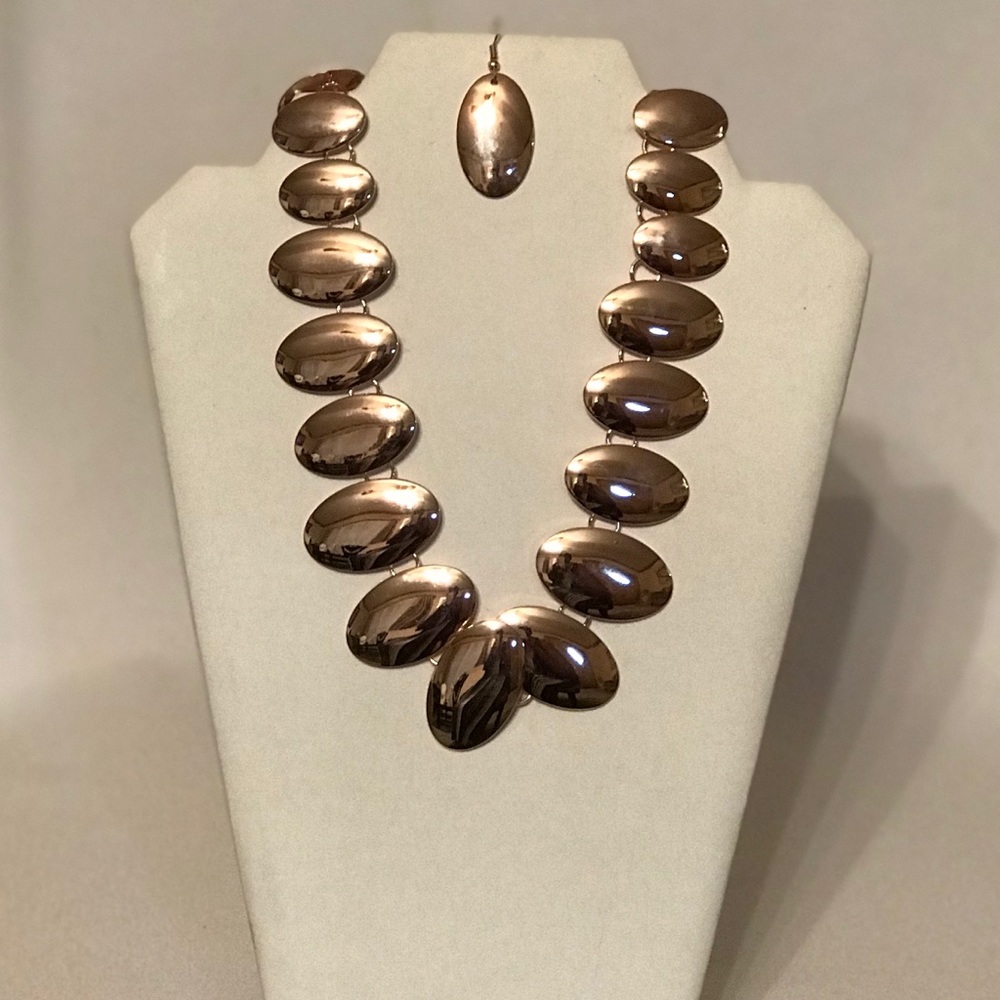 Fun necklace